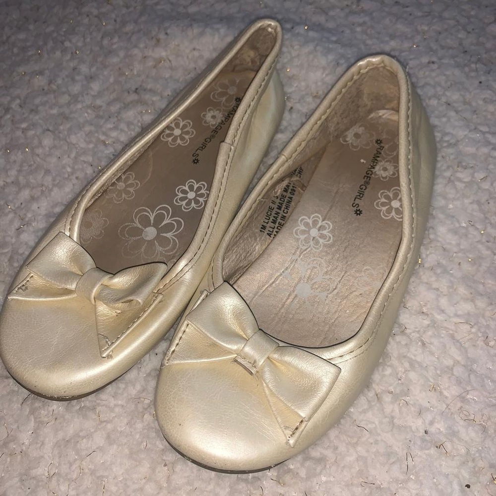 Slippers for girls